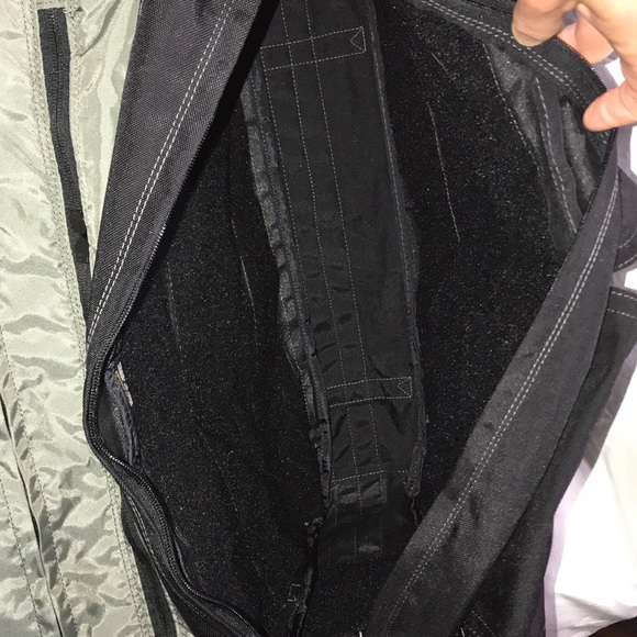 Maxpedition NWT Gleneagle XL Tactical Messenger - Picture 5 of 8